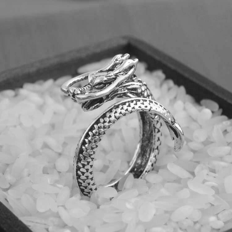 Anello del Drago Dominante Ornamento per Mano EBay Testa di Drago Cinese Anello Aperto