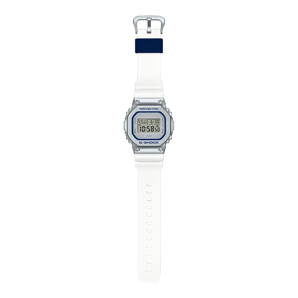 Casio G-SHOCK Men's Stainless Steel 200M Water Resistant Shock Resistant Alarm Quartz Watch GM-5600LC-7