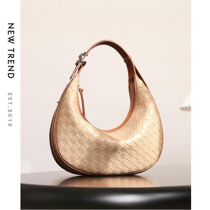 Bags Women's Commuter Large Capacity Handbags Woven Niche Tote Bags Premium Sense Women's Versatile Shoulder Underarm Bags