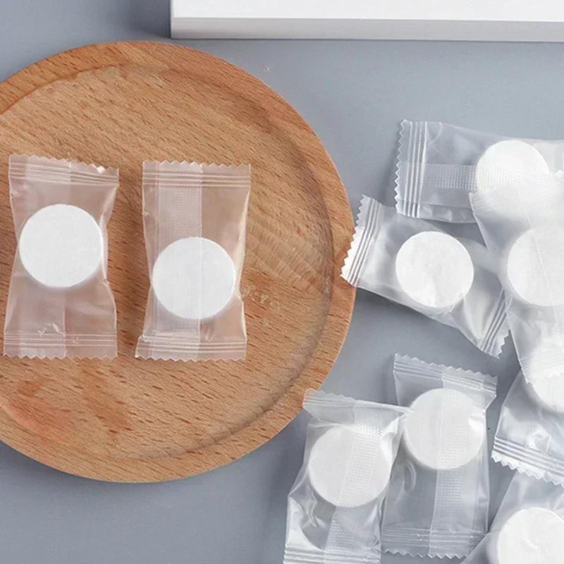 10/100PCS Disposable Compressed Towel Coin Tissue Travel Portable Mini Compressed Towel Absorbent Face Wipes for Outdoor Camping