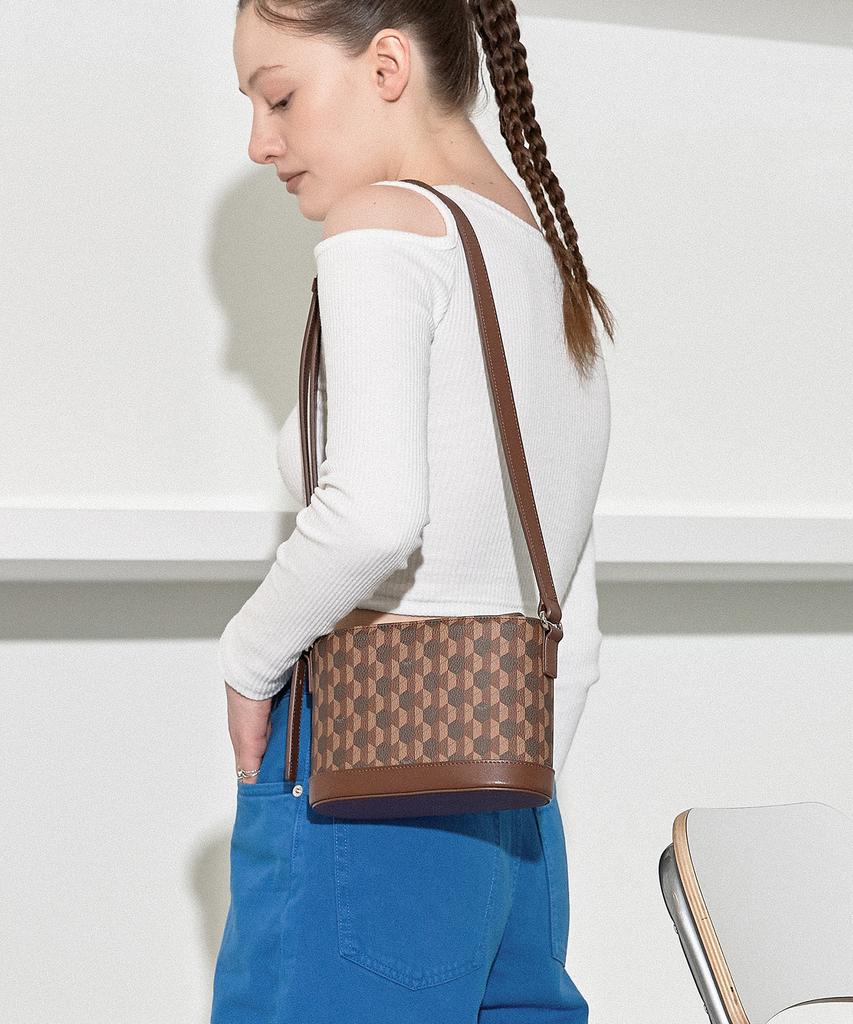 Undei Fanny Bucket Brown