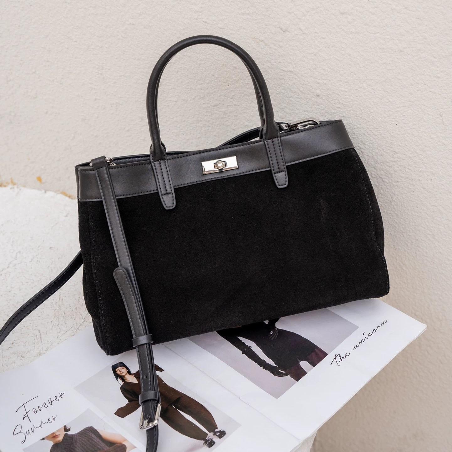 

Belt Decorated Woman Genuine Leather Handbag 2026 New Winter Cow Leather Tote Bag Fashi Ladies Shoulder or Crossbody Bag