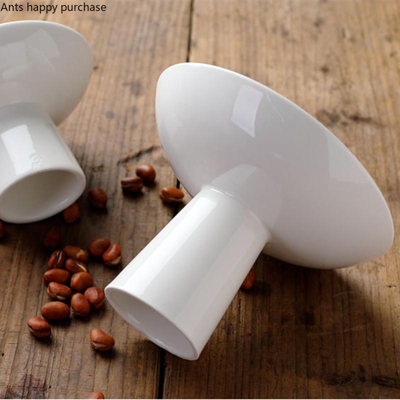 White Ceramic Plate Tall Feet Refreshment Tray Round Dried Fruit Snacks Plate Fruit Tray Tableware Dish Dessert Plates Cake Pan