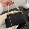 Elegant Evening Clutch Silk Satin for Women Clip Shell Pearl Blue Chain Shoulder Bags Wedding Party Bridal Small Bags New