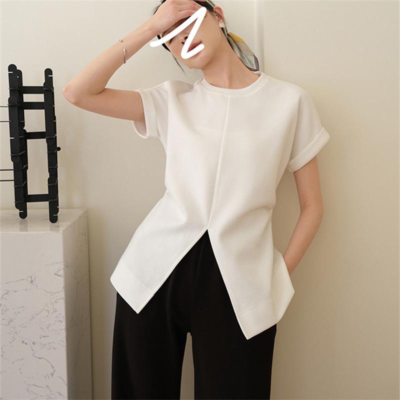 2022 summer Solid simple Elegant Ladies Tops Fashion Harajuku Dovetail Split Design Short Sleeve Tshirts Women O-neck Folds Slim