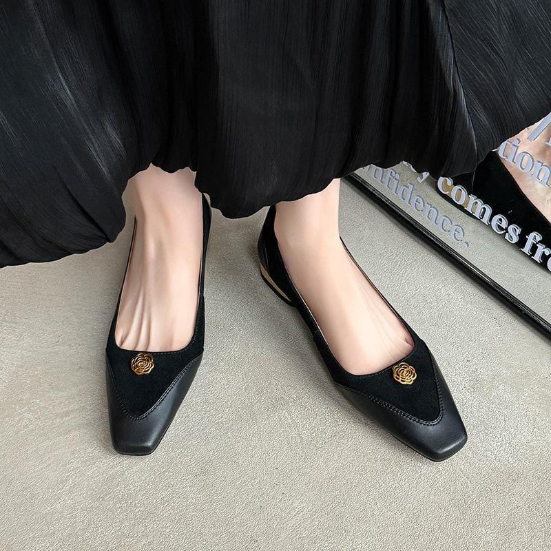 

New leather single shoes wear cowhide single shoes in all seasons, women s low-heeled beef tendon soles, large-size soft-soled small leather shoes, l 40 чёрный