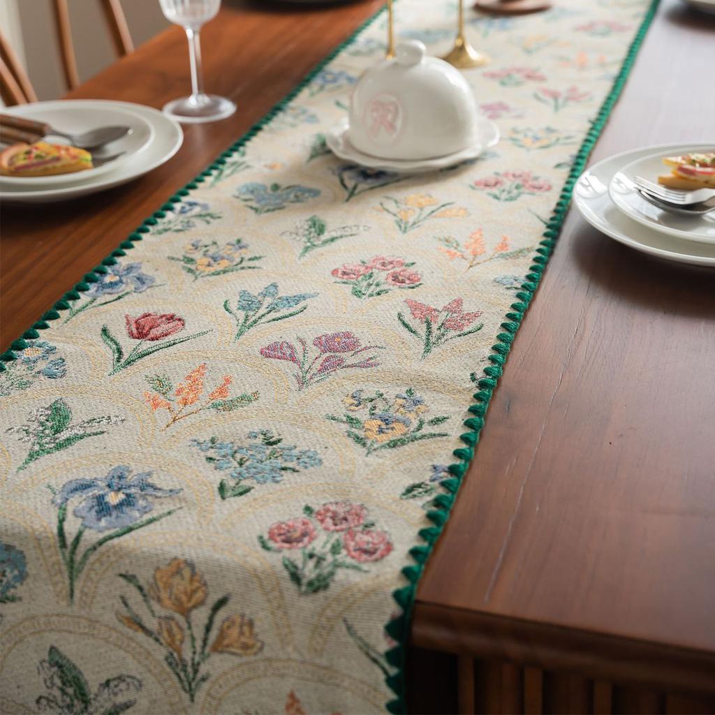Dining Table Cotton  Linen Table Runner with Tassels