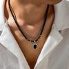 Schwarze Perlenkette mit quadratischem Anhänger für Herren Trendige Accessoires am Halsband 2026 Modeschmuck Männliches Geschenk Dekoration