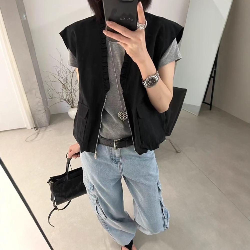 

2025 Spring Korean Style Loose-Fit Slimming Round Neck Vest with Large Pockets Medium