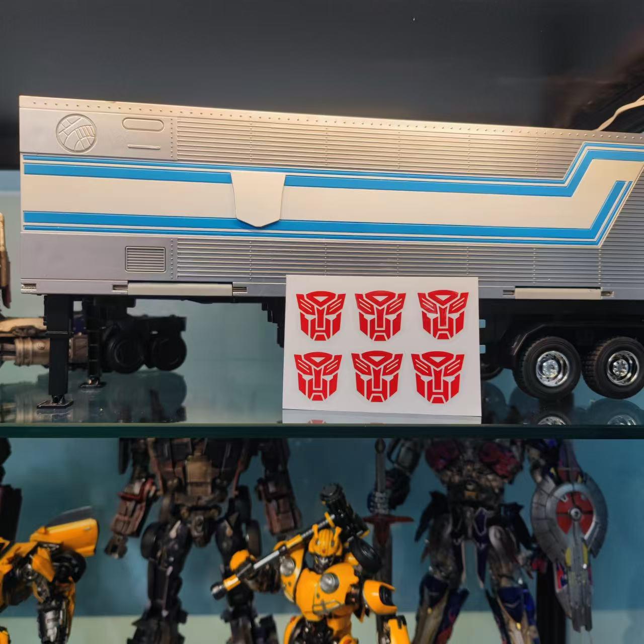 Wei Shuang W8019 MPP10 Optimus Prime Commander Enlarged Transformation Toy