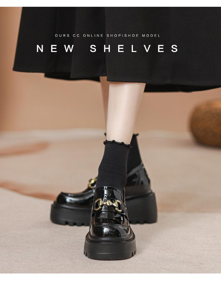 Dámské lakované mokasíny nazouvací se skrytou silnou podrážkou a extra vysokými podpatky - Britský styl, Černé, Velikost 33.