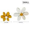 1pc Wooden Daisy Desk Ornament Home Decor Perfect for Your Desk To Create A Fresh and Pleasant Seasonal Atmosphere