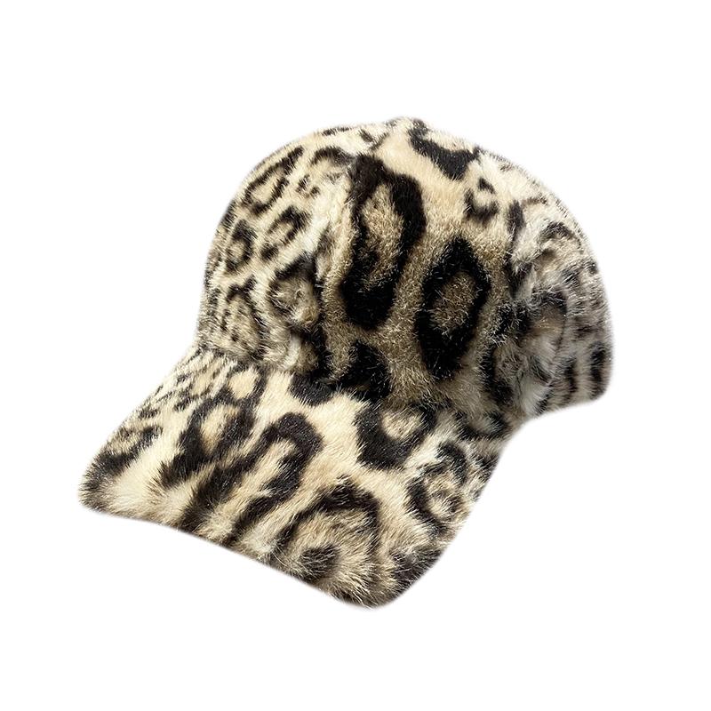Leopard Print Plush Cap Women's Autumn and Winter Thickened Warm Out of the Street Versatile Fashion Baseball Cap Show Face Small Hat