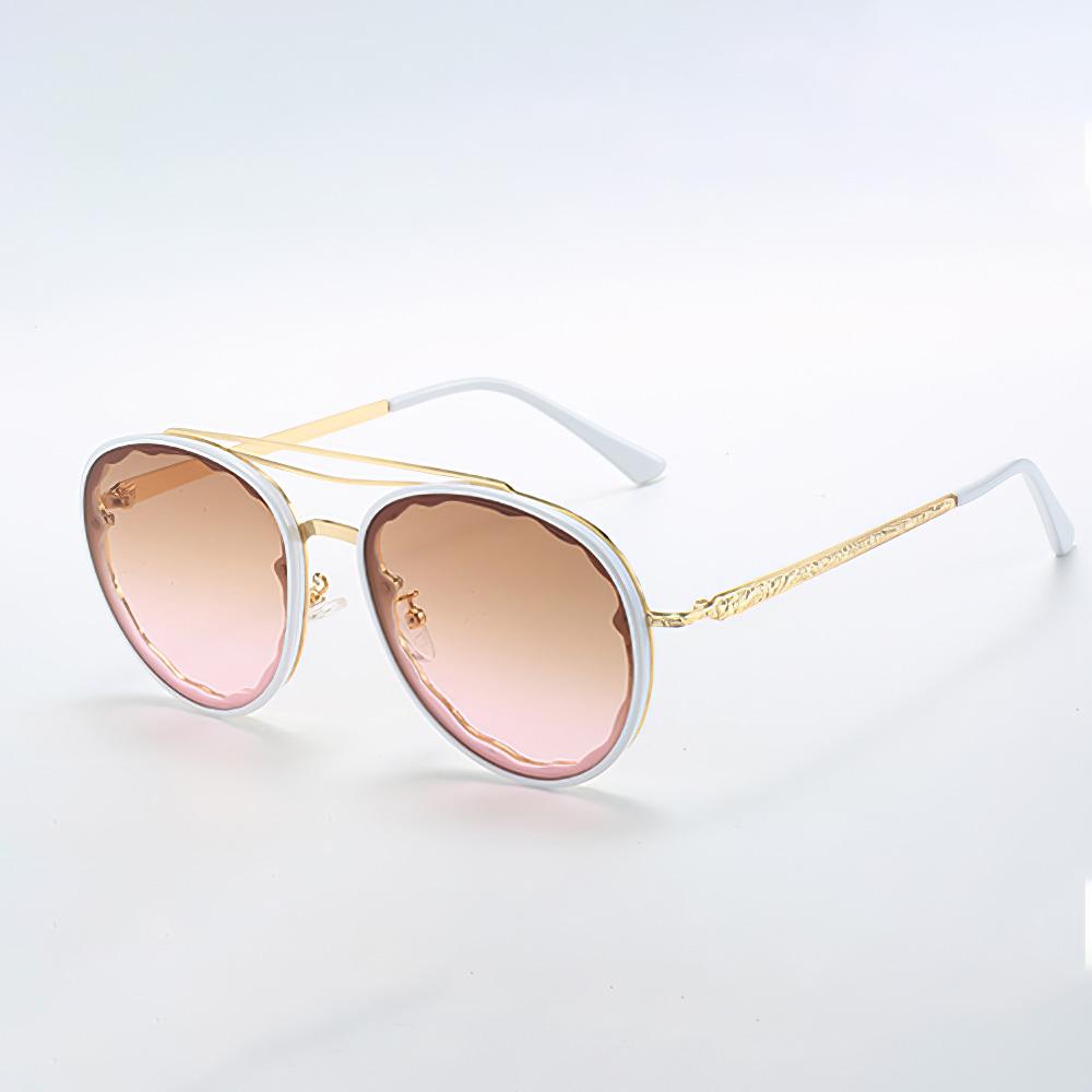 Vintage Sunglasses For Women Fashionable Modern Wavy Frame Semi Transparent Gradient Lens Golden Decorative Glasses Women