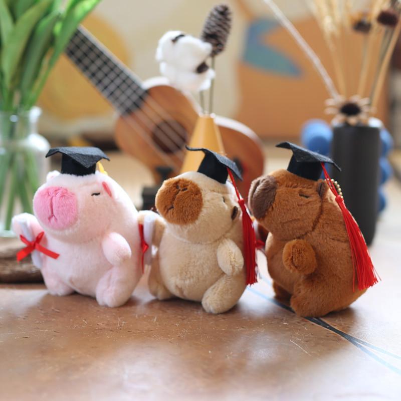 Cute Graduation Cap Capybara Stuffed Animal Bag Charm For Throwing Graduation Season