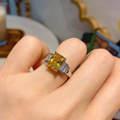 Jewelry Direct Sales, Colorful Treasure Popular Yellow Diamond 8 * 10 Rectangular Ring