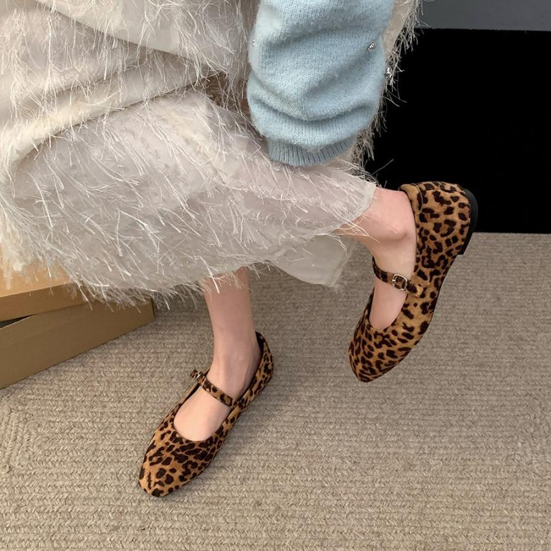Luipaard Vierkante Neus Dames Loafers Platte Schoenen Mode Ondiepe Gesp Schoenen 2026 Lente Dames Elegante Zachte Zool Mary Jane Schoenen