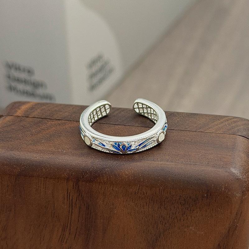 Niche High-End Sweet Sister Country Tide Style Colored Enamel Flower Retro Pattern Open Ring Stacked With Personalized Ring