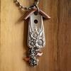 Metal Carving Birdhouse Necklace Adjustable Lightweight Men Women Bird House Pendant Chain Necklace Fashion Jewelry Accessories