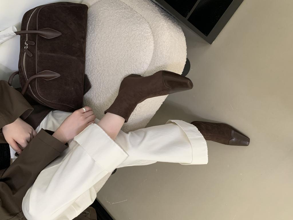 2025 New Square Head Rear Zipper Low Tube Thin Short Slope Heel Low Tube Martin Women's Short Boots