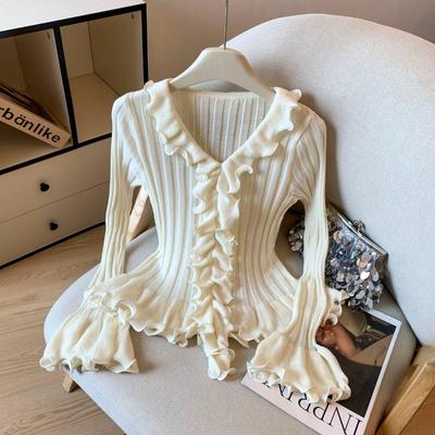 Pure Temperament Fungus Edge Slim and Thin Neck Knitted Women's Top