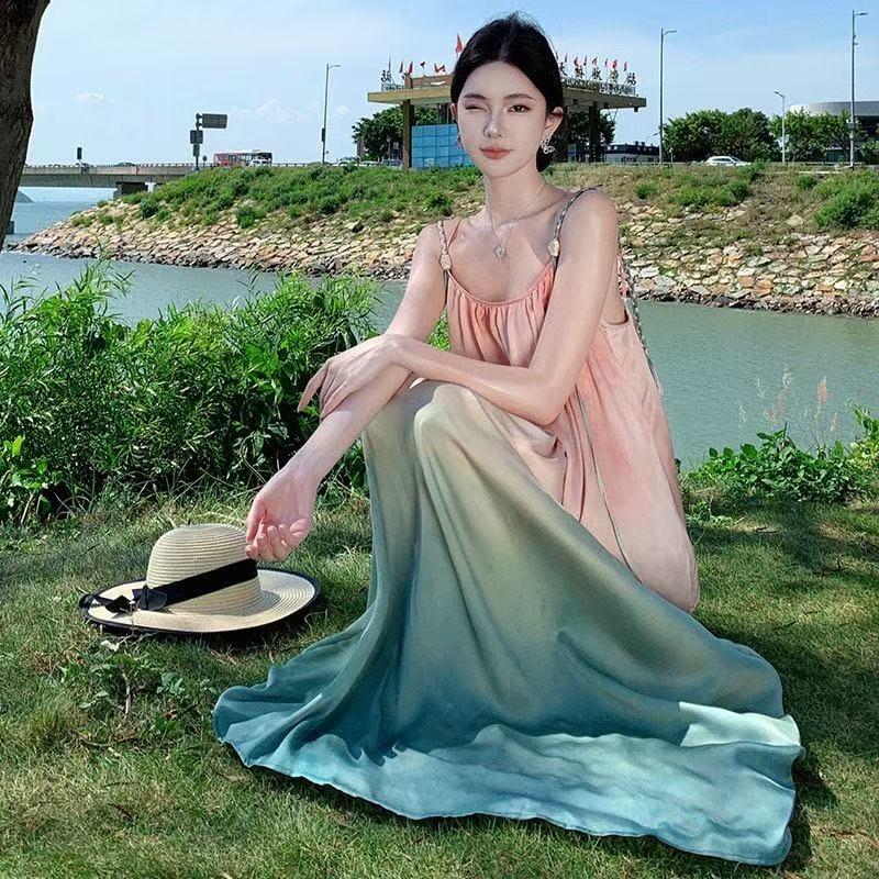 Seaside holiday wind gradually change color smudge loose suspender beach skirt summer dopamine dress atmosphere super fairy