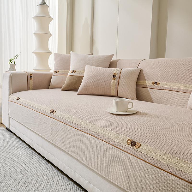 

Sofa Cushion Four-Season Universal Non-Slip Seat Cushion Cover Light Luxury High-Grade Leather Sofa Armrest Cover 70*70cm