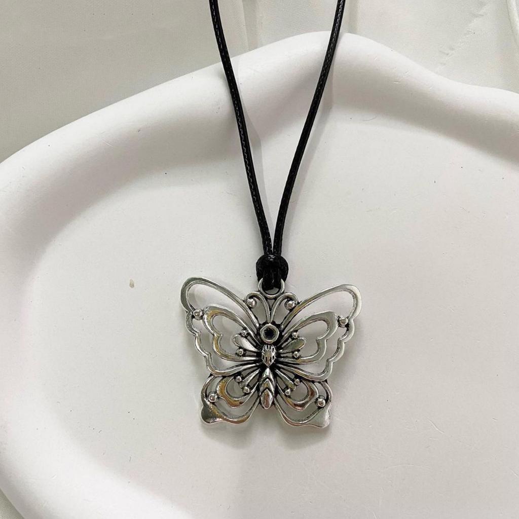 Butterfly Necklace Sweet Cool Women Necklaces Butterflies Pendant Clavicle Chain Girls Neck Chains Wedding Jewery Gift