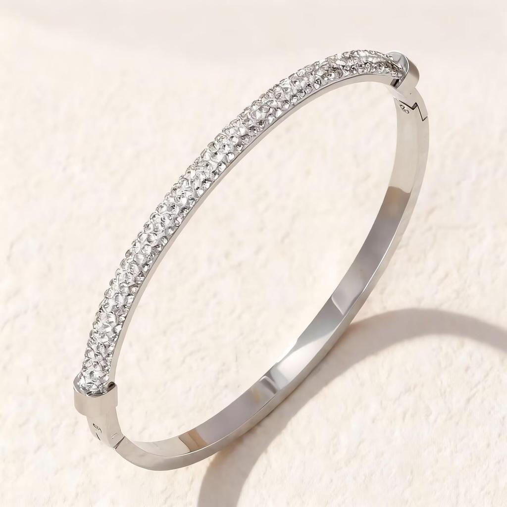 Summer Fashion Stainless Steel 18K Gold-Plated Bracelet Set for Women - Elegant, Simple Jewelry