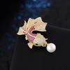 Volledig diamanten Driedimensionale Goudvis Broche, High-end Vrouwelijke Charme, Parel Koi, Lichte Luxe, Niche Design Sense Broche