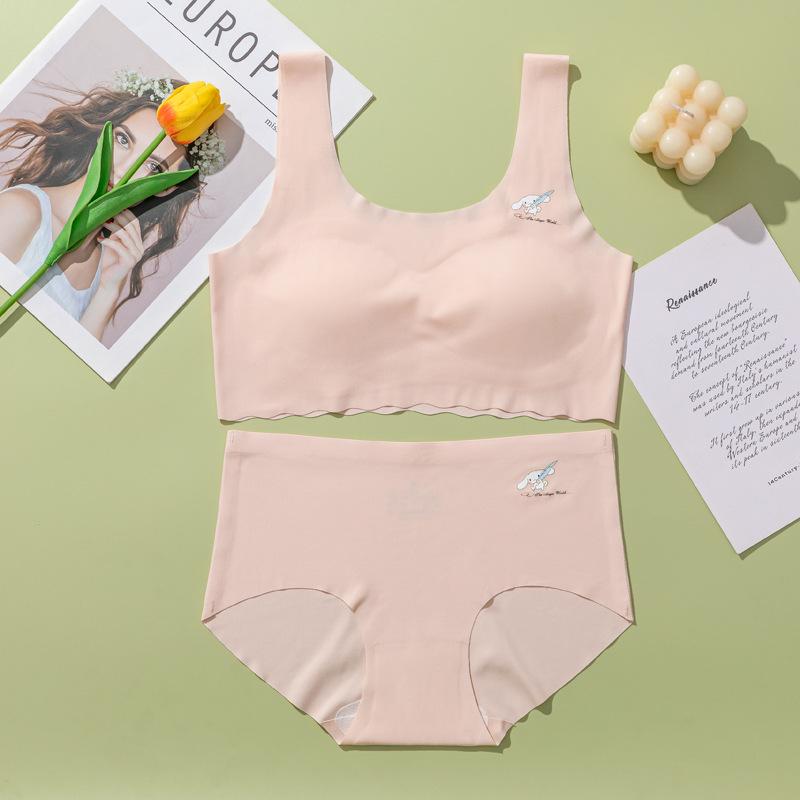 Youth Ice Silk Underwear Set: Strapless Bra & Panties for Girls 8-16