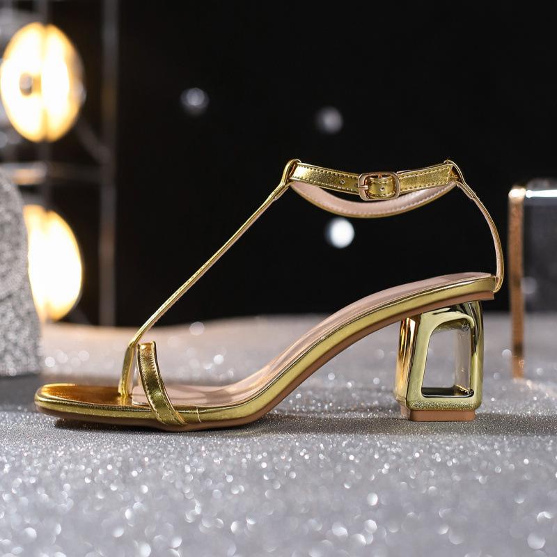 Mode Sexy Gold Offene Zehen T-Riemen Sandalen Damen Mode Knöchelriemen Schnalle Pantoletten Luxus Quadratischer Absatz Bankett Marke Designer Schuh