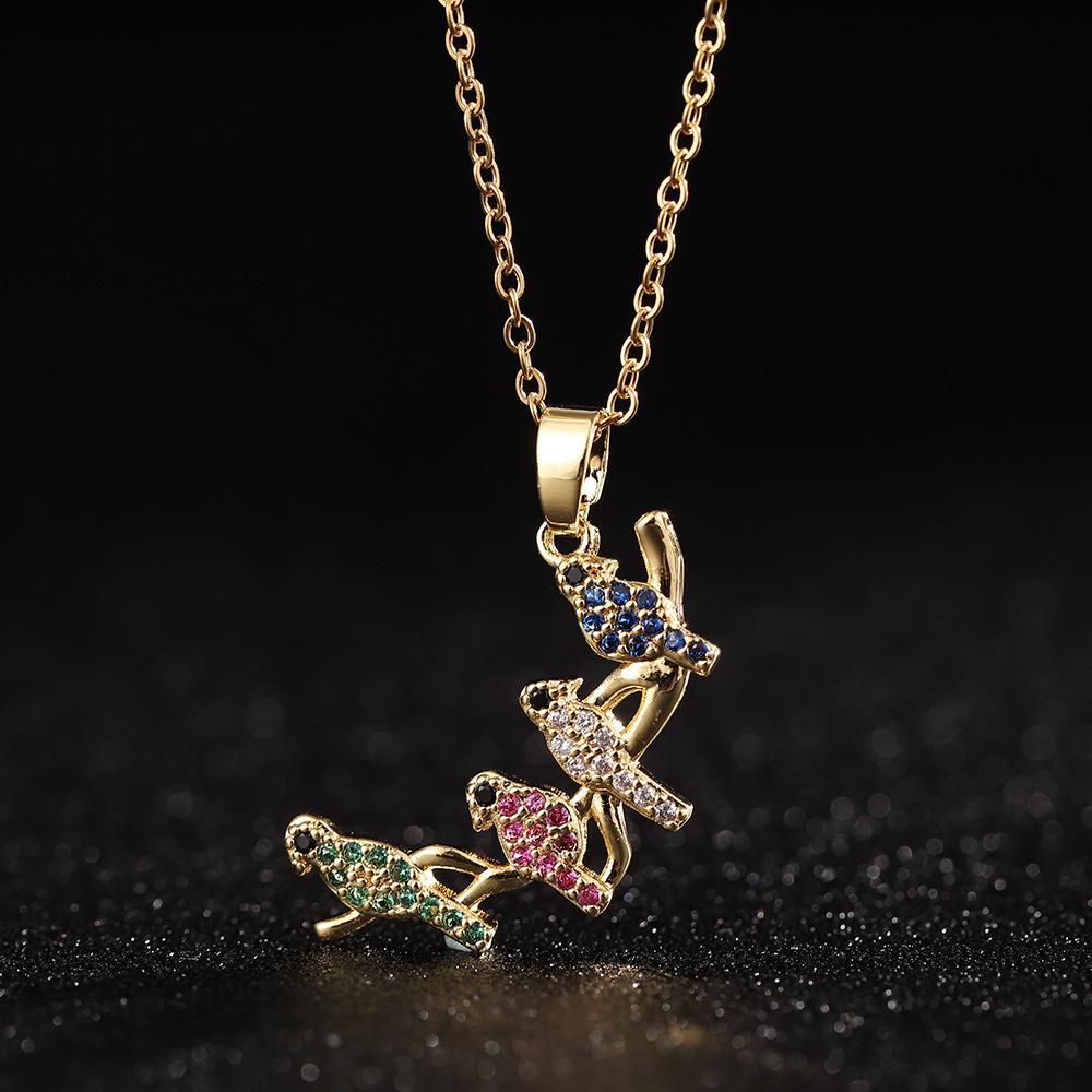 Small Bird Pendant Necklace With Micro-Set Zirconia Unique Design Gold Collarbone Chain For Women