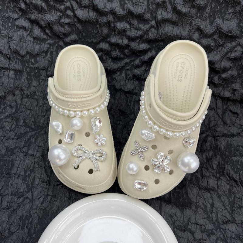 2025 New Model, Hole Shoes, DIY Shoe Flowers, Pearls, Detachable Shoe Buckles, Rhinestone Decorations, Hole Shoe Accessories