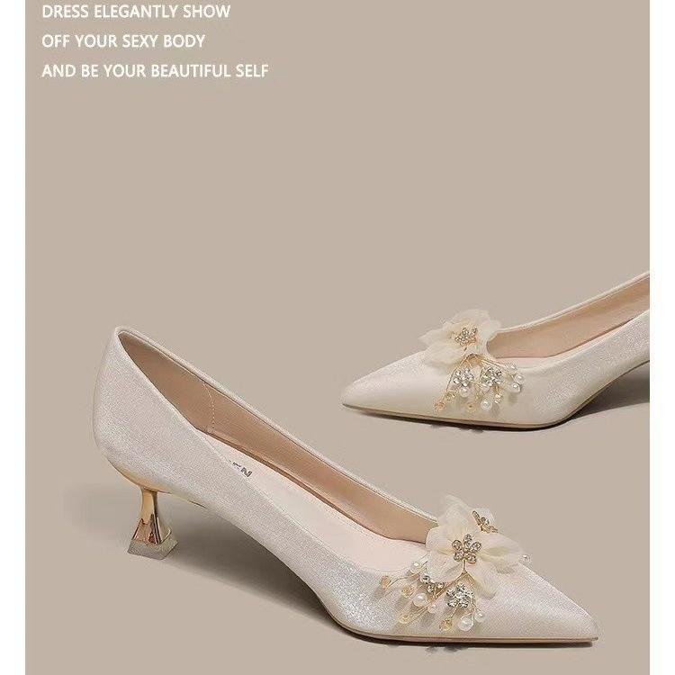 Sweet Sandals for Women Slides Party Strange Mid Heels Classic Shoes for Women Flower Bling Pointed Toe Summer Sandals