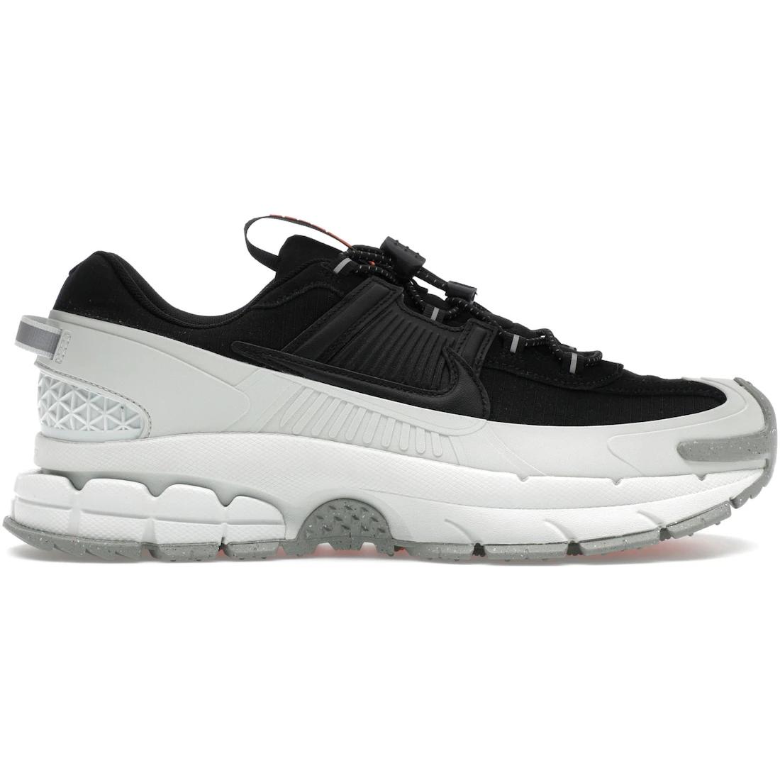 

Кросівки Nike Zoom Vomero 5 Roam Чорний Світло-сріблястий(FV2295-001) 43