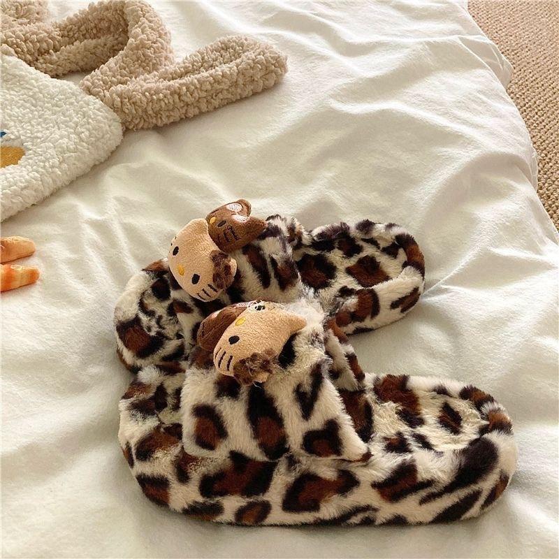 Leopardenmuster niedliche Katze ist sehr bequem und gutaussehend, Winter neue dicksohlige Baumwoll-Schlepp-Damenschuhe flauschige Schlepp-Fleece-Warmschuhe
