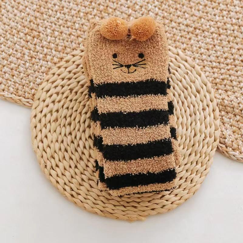 

Новые теплые зимние носки для сна Kawaii, утолщенные носки для сна с изображением животных для девочек, длинные носки до колена, полосатые милые компрессионные носки до бедра One Size