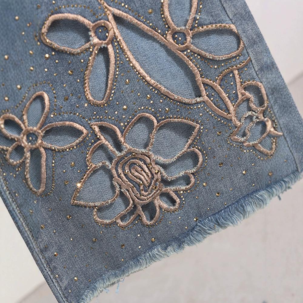 Europe, America Summer New Fashion Heavy Industry Hot Diamond Hollow Embroidered Jeans Femininity Thin Versatile Nine Points Slightly Pull