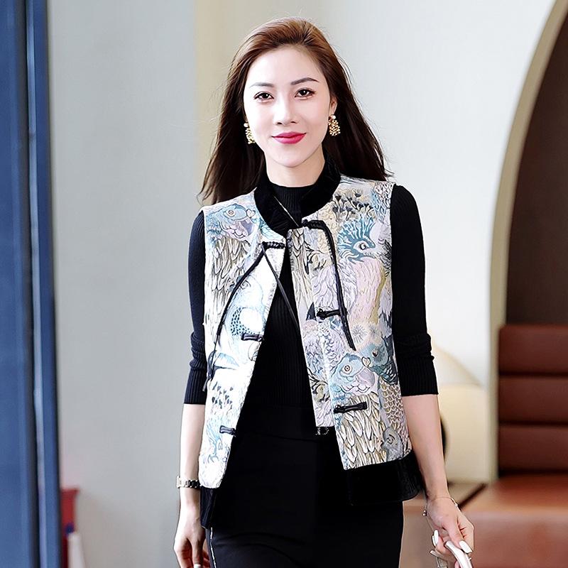 

Women s Chinese Style Cape Vest - High-End Fashion for Spring and Autumn 2026 L (95-110 lbs) светло-синий
