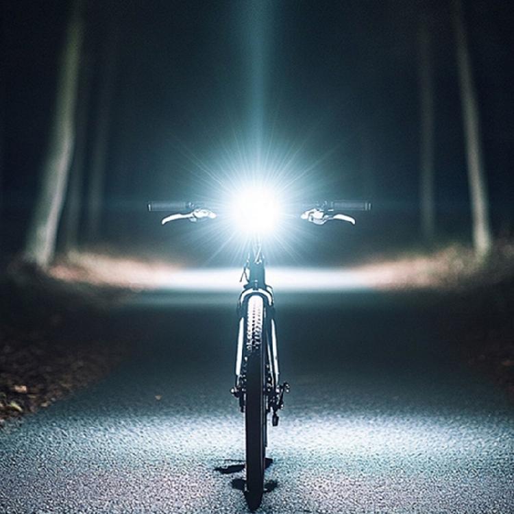 Cycling Bicycles Front Light With Wide Angles Beam Compacts Rechargeable Bike Lamp for Various Terrains
