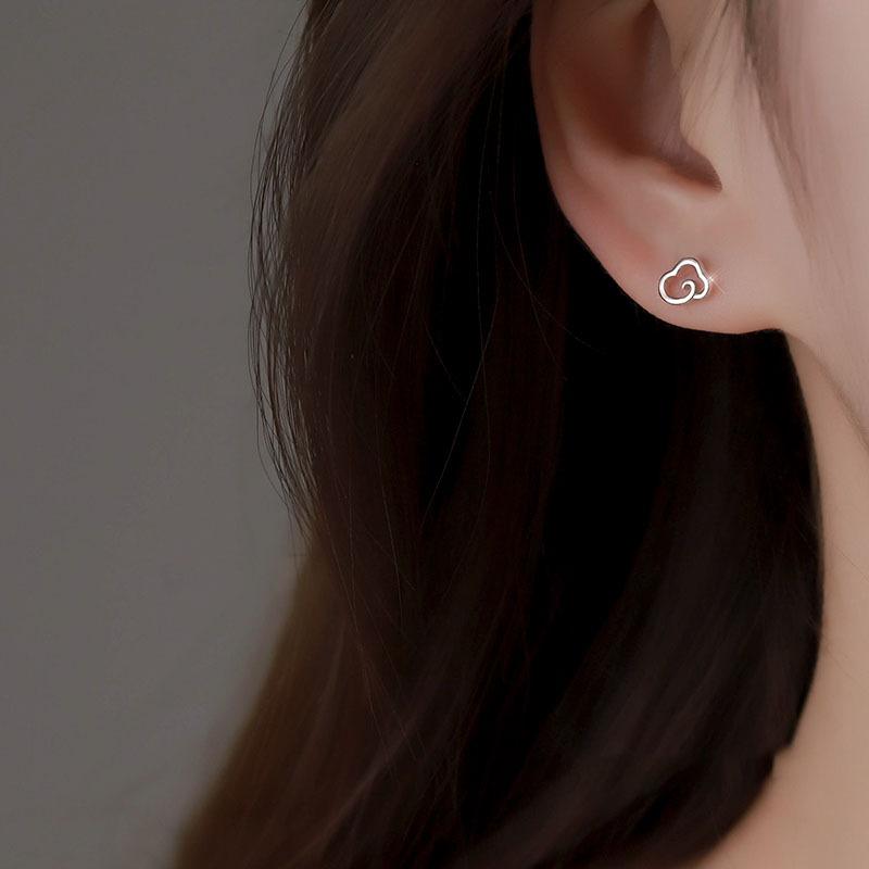 Cloud Stud Earrings for Women with Ear Holes New Year Earrings High-end Niche Design