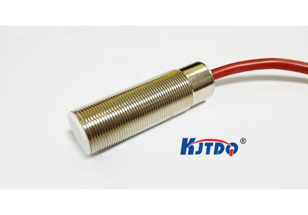 High-Temperature M18 Proximity Sensor, 36V DC, 24V NPN, 3-Wire, Normally Open