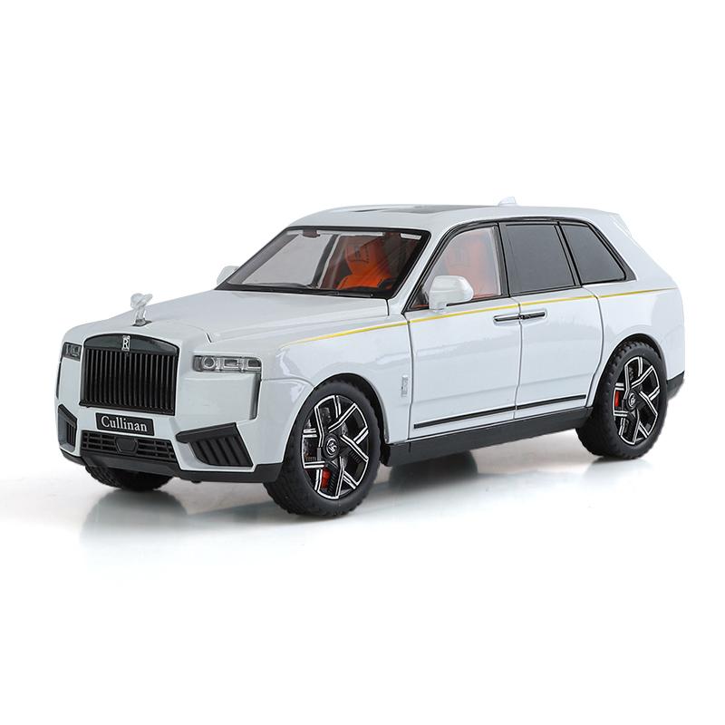 1/24 Rolls Royce Cullinan SUV Alloy Diecast Model Starry Sky Roof Car Toy Children Toy Gift Collection Decoration Ornaments