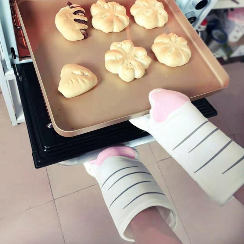 1pc Cute Cat Paws Oven Mitts Heat Resistant Non-slip Long Gloves Cotton Baking Insulation Microwave Gloves Cat Paw Gloves