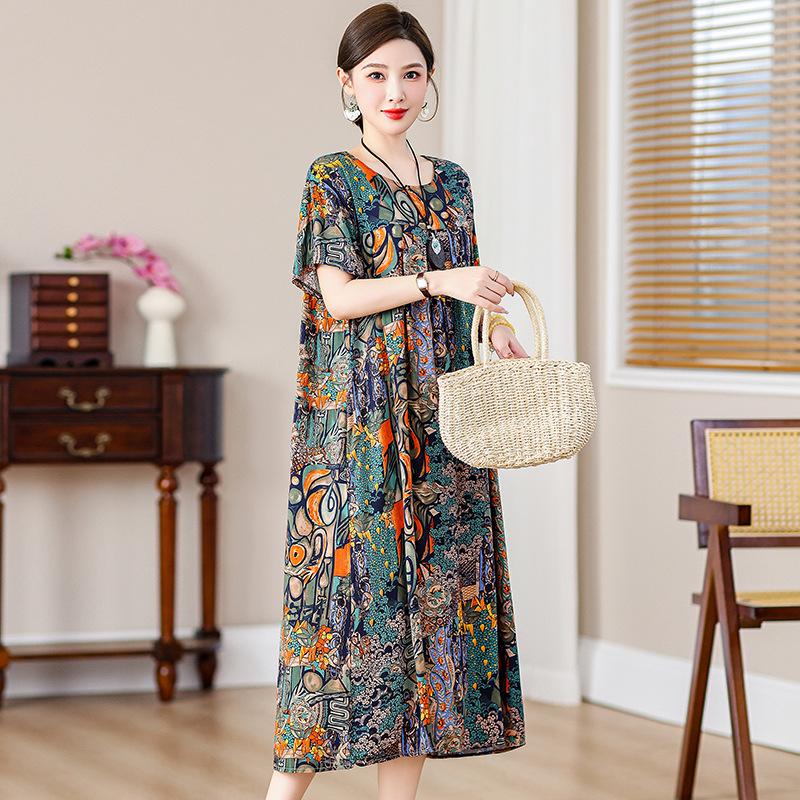 Letní dámské šaty nadměrných velikostí s lehkým, zralým a elegantním vzhledem, v prémiovém a elegantním stylu