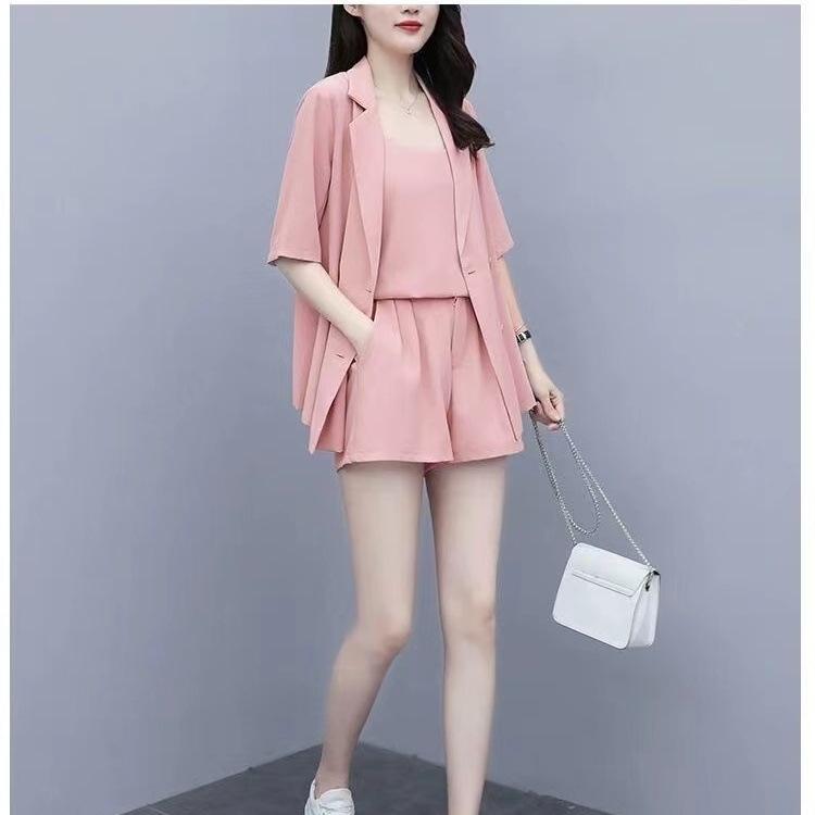 

Женский летний комплект из 3 предметов больших размеров: Майка, Пальто класса люкс, Утягивающие шорты 5XL [~95-105 kg] розовый