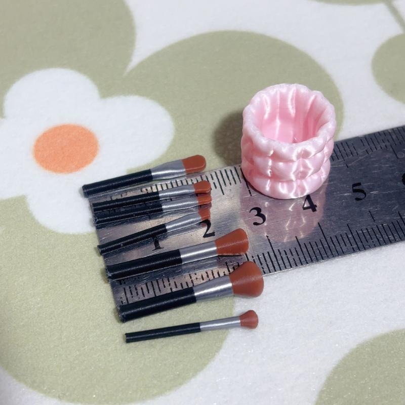 1 Set Doll Accessories Toys 1/12 Dollhouse Miniature Simulation Makeup Brush Pen Holder Model Ornament Scene Decoration