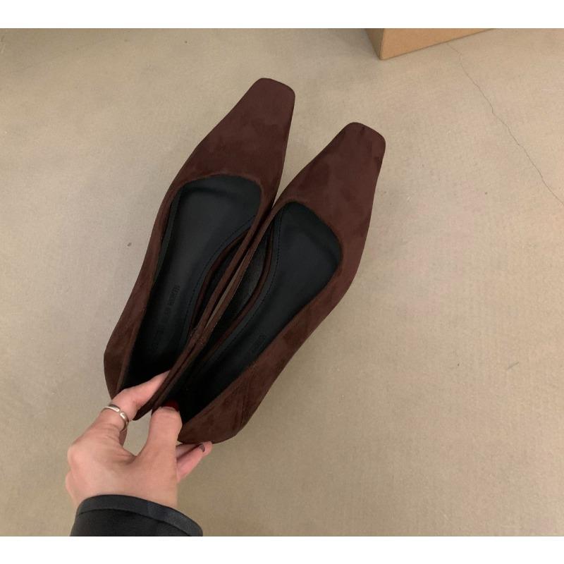 2026 Autumn Women Pointed Toe Boat Shoes Fashion Red Ladies Elegant Dress Pumps Shoes Thin Low Heel Outdoor Dress Work Shoes