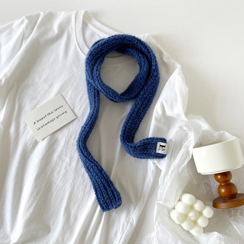 Niche design thin and narrow long scarf autumn and winter fashion high-end sense solid color wool scarf women's warm versatile scarf